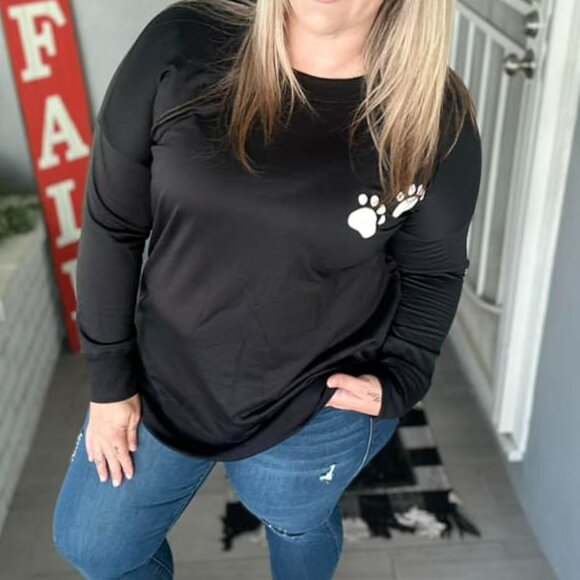 NEW LuLaRoe Hannah Dog Paw Print Black White Pullover Long Sleeve Shirt NWT - Picture 4 of 4